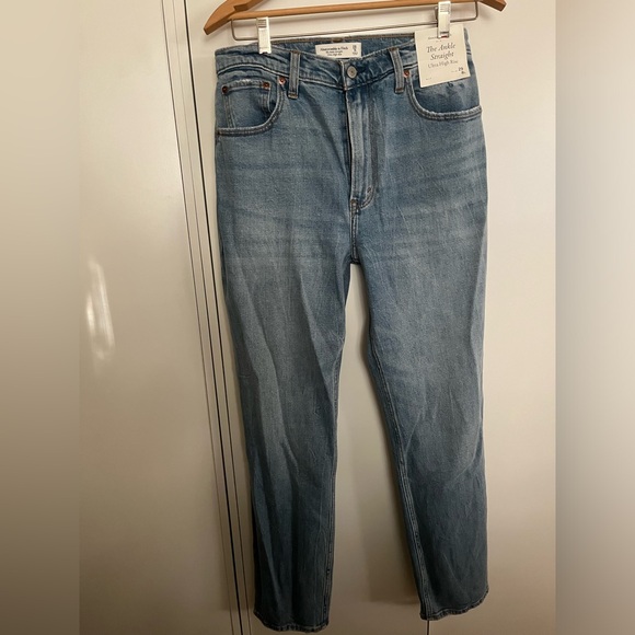 Abercrombie the ankle straight ultra high rise NWT - Picture 7 of 9